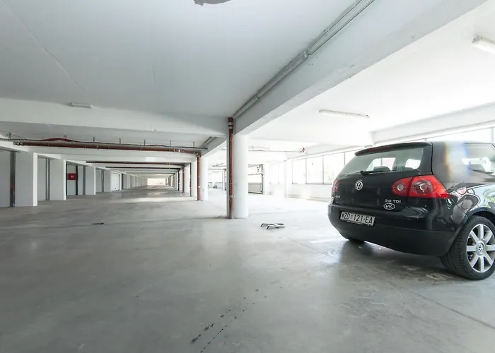 Jadran With Balcony And Parking Garage * Zadar